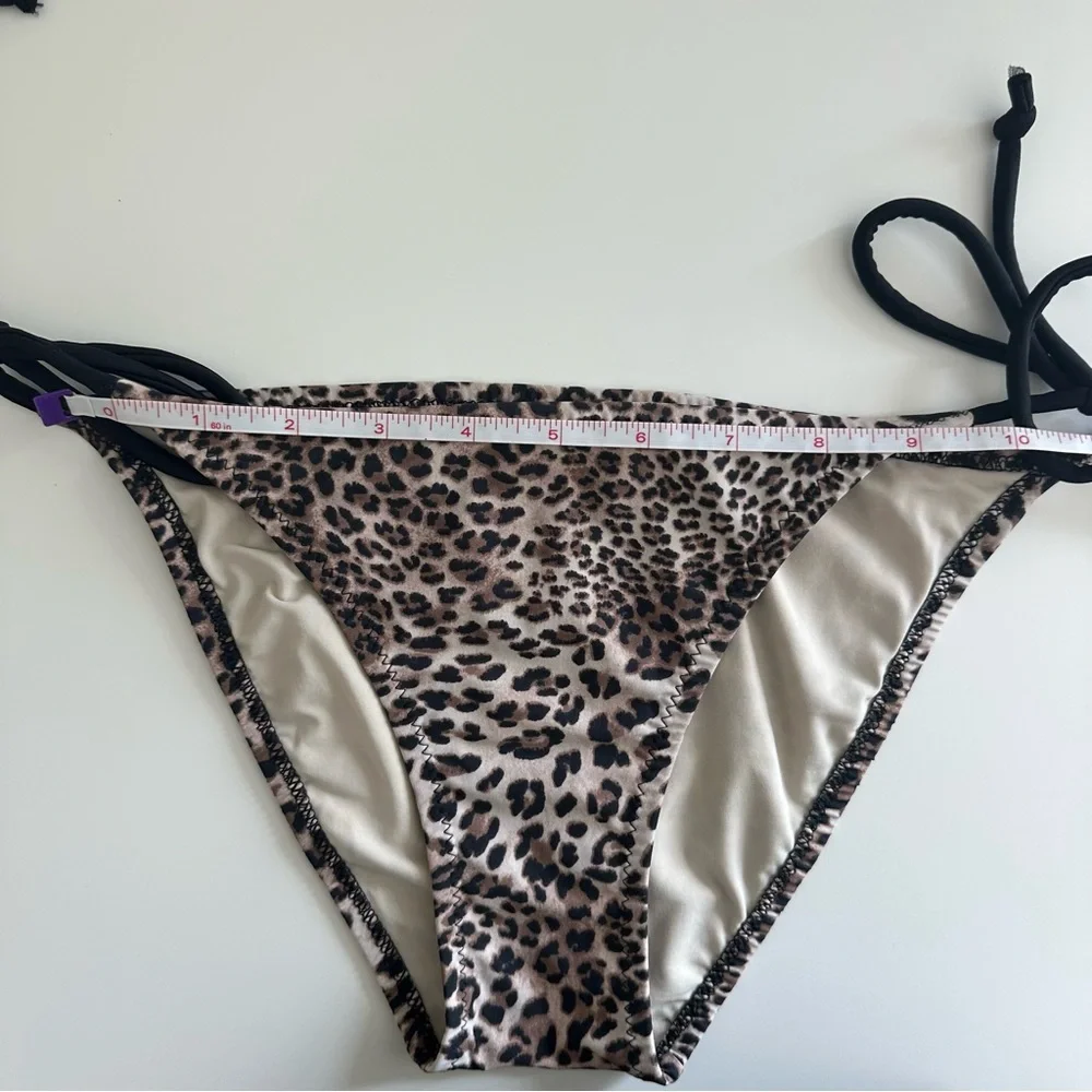 Women’s Leopard Print Black/Beige/Cream Bikini XS very good condition